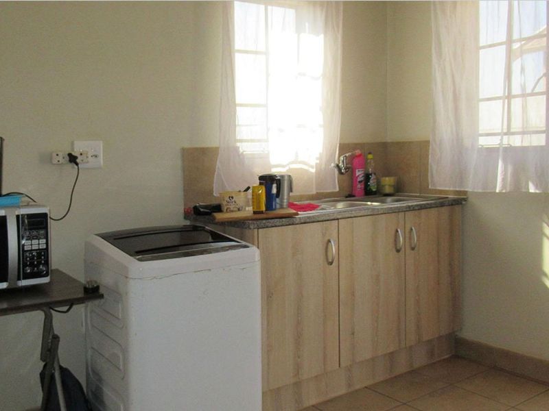 House For Sale in Palm Ridge - Photo 4