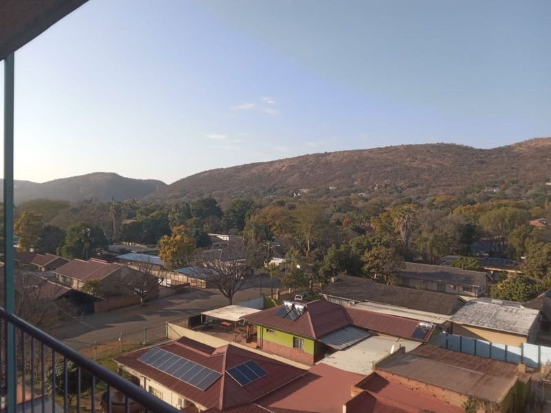 Apartment For Sale in Pretoria North - Photo 4