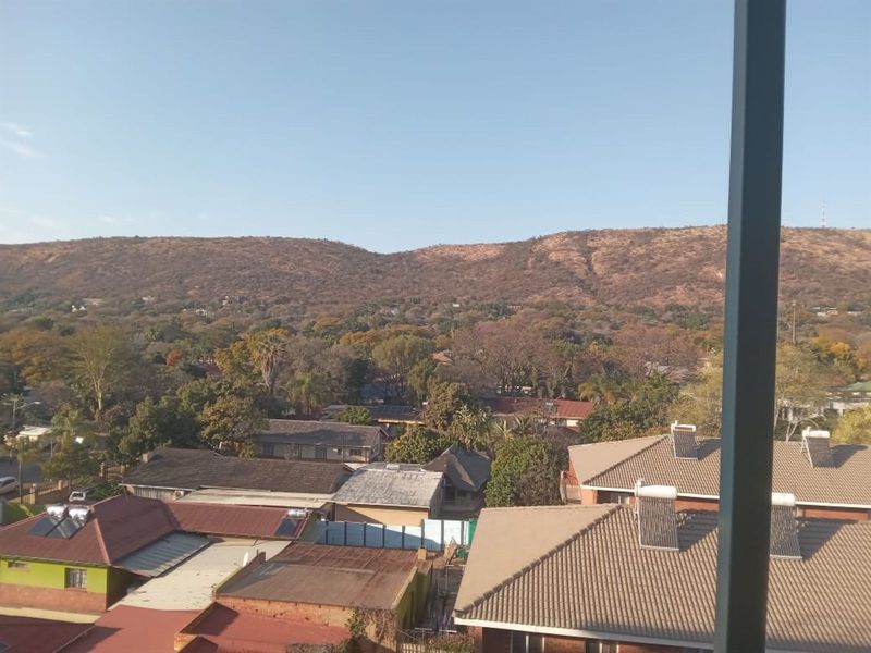 Apartment For Sale in Pretoria North - Photo 3