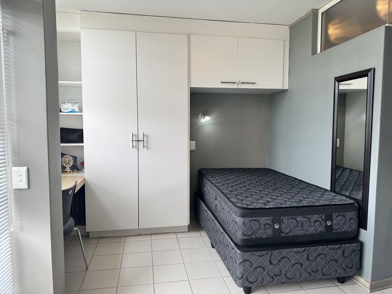 Apartment For Sale in Hillcrest - Photo 7