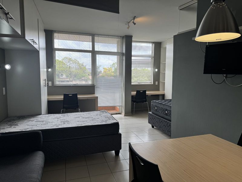 Apartment For Sale in Hillcrest - Photo 5