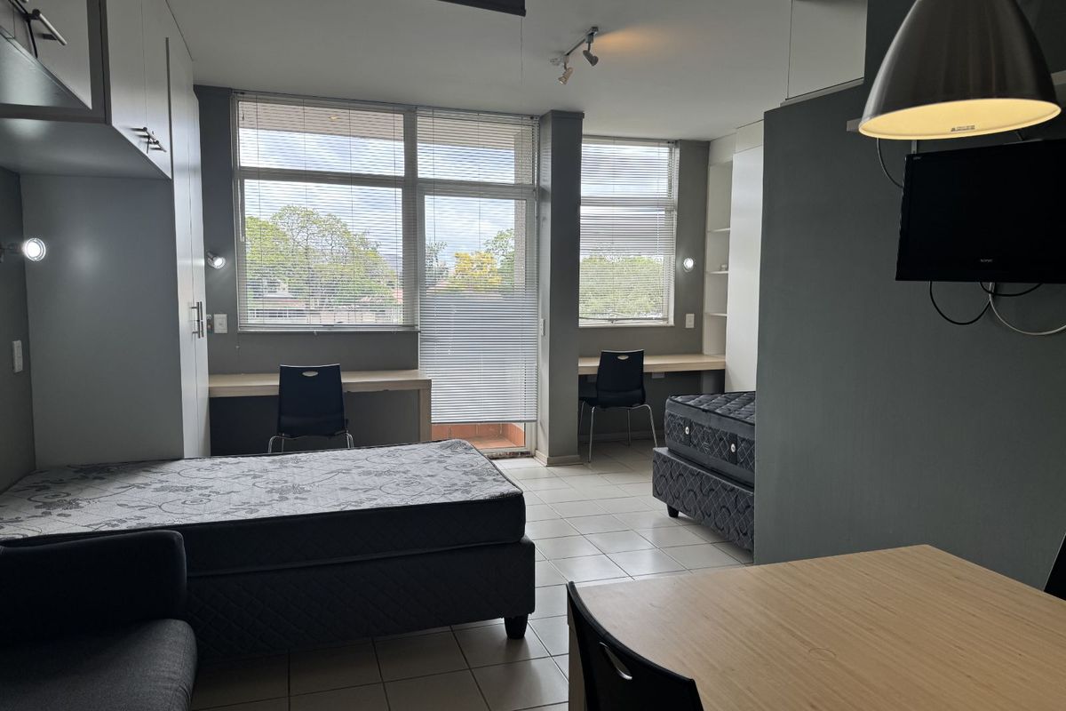 Apartment For Sale in Hillcrest - Photo 5