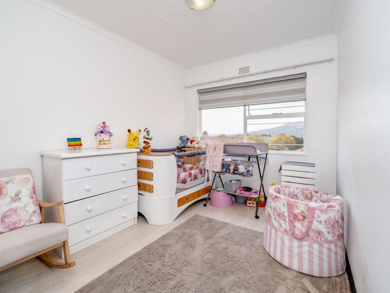 Townhouse For Sale in Fairland - Photo 9