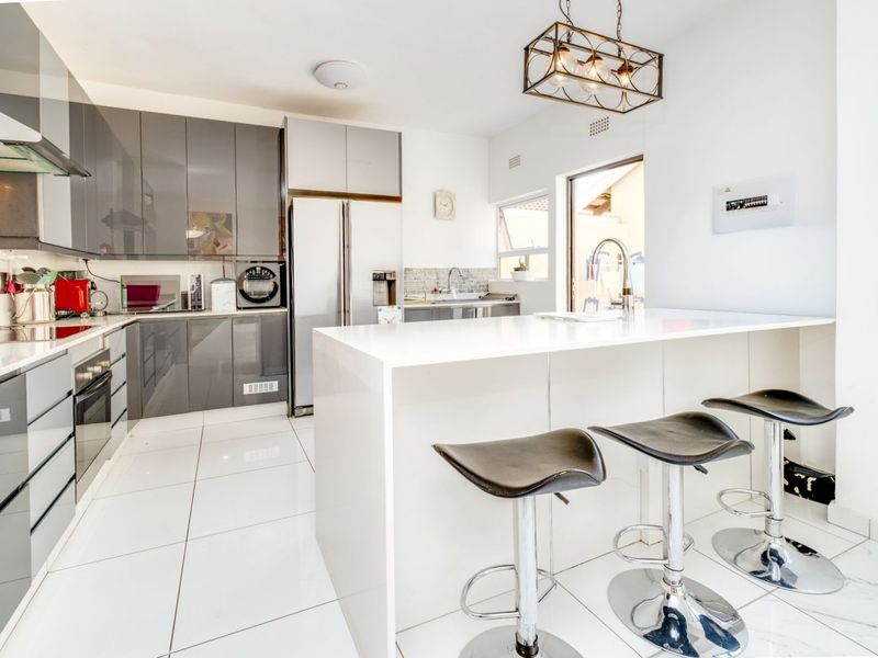 Townhouse For Sale in Fairland - Photo 7