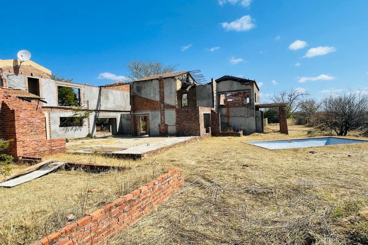 House For Sale in Broadlands - Photo 5
