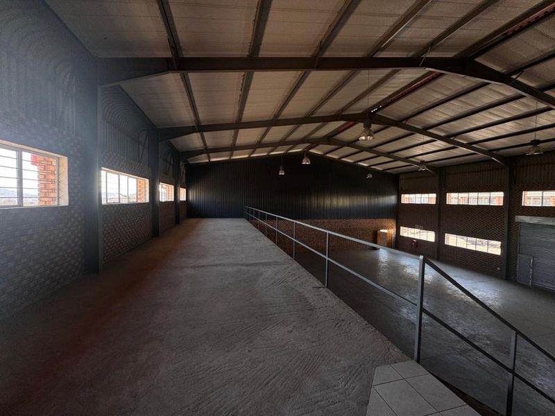 Industrial To Rent in Burgersfort Central - Photo 7