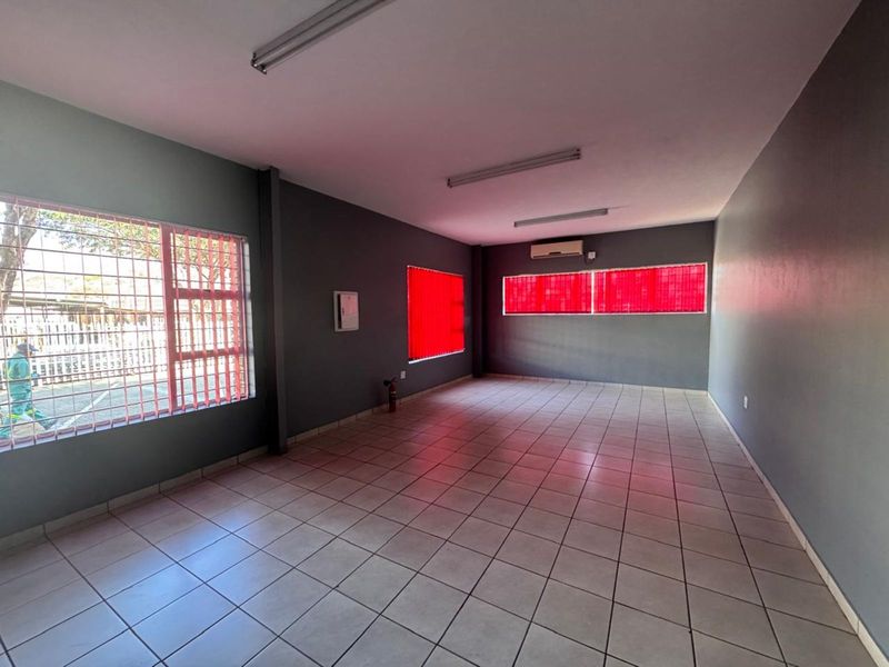 Industrial To Rent in Burgersfort Central - Photo 5