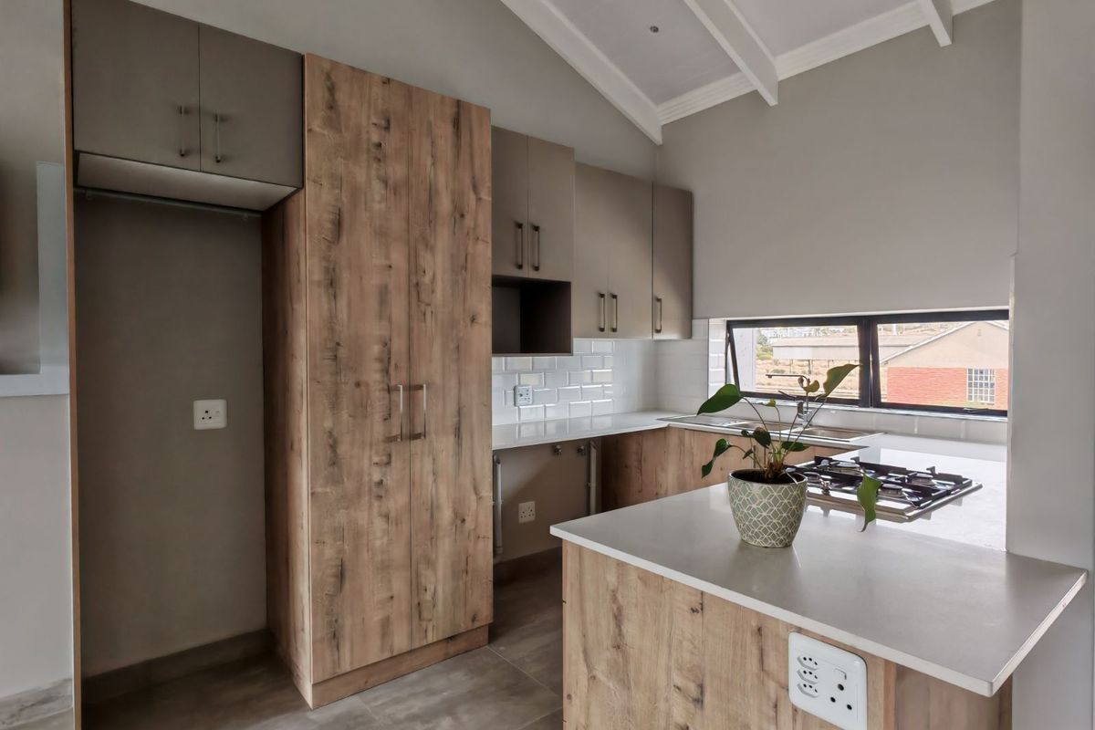 Apartment For Sale in Hartenbos Central - Photo 4