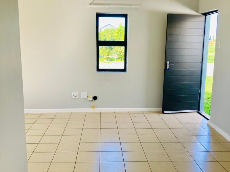 Townhouse For Sale in Bridgemeade - Photo 4