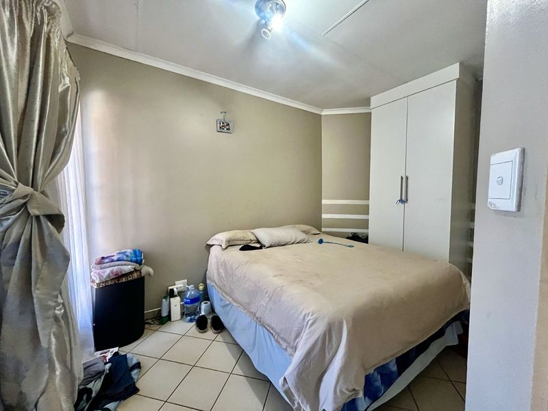 House For Sale in La Montagne - Photo 5