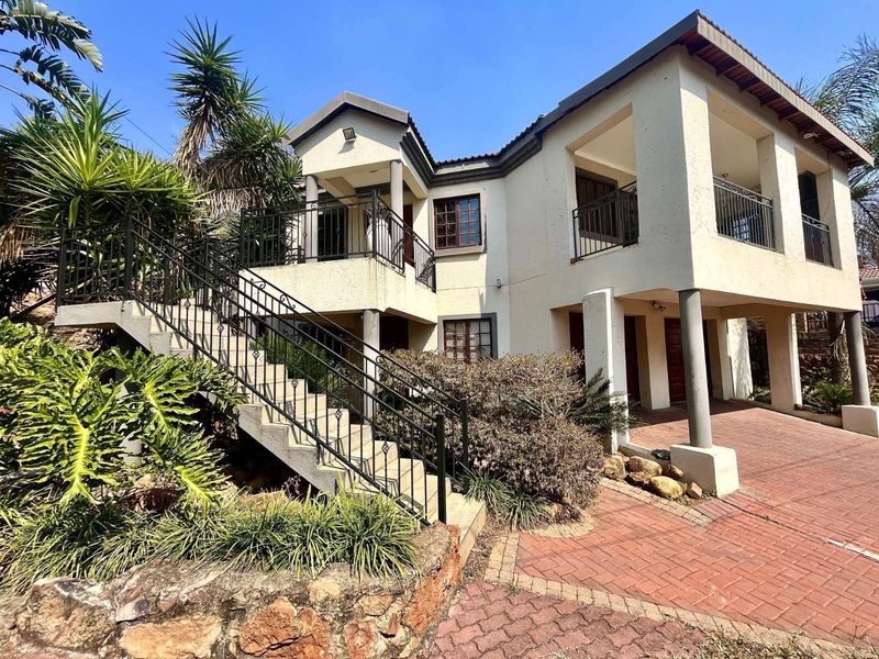 House For Sale in La Montagne - Photo 2