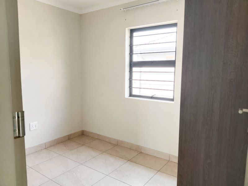 House For Sale in Leopard's Rest Security Estate - Photo 10