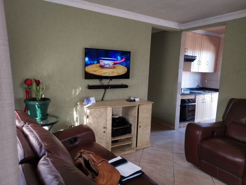 House For Sale in Soshanguve Ext - Photo 10