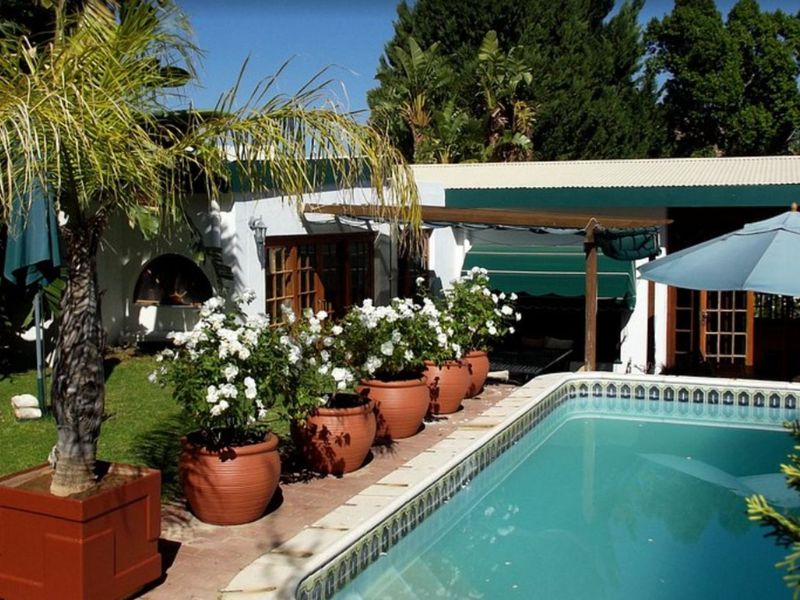 Guest House For Sale in Springbok Central - Photo 4