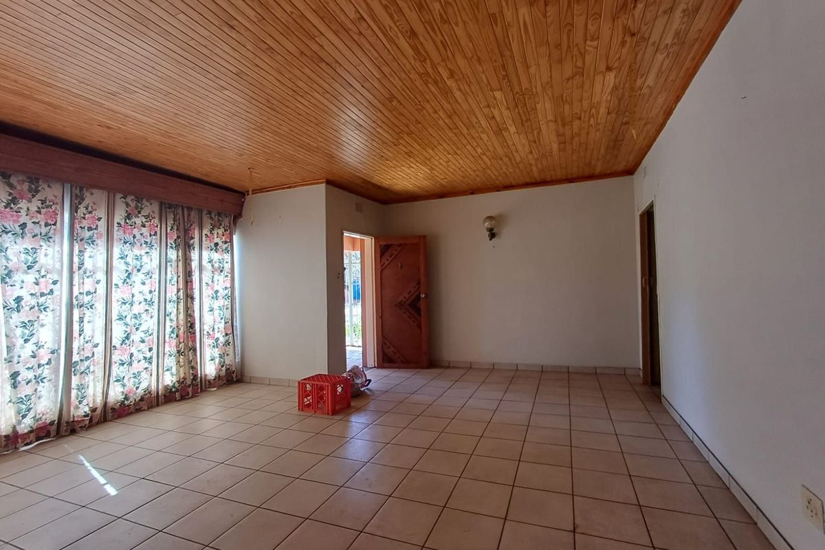 House For Sale in Meiringspark - Photo 4