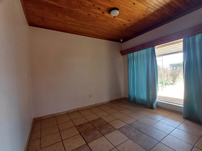 House For Sale in Meiringspark - Photo 8