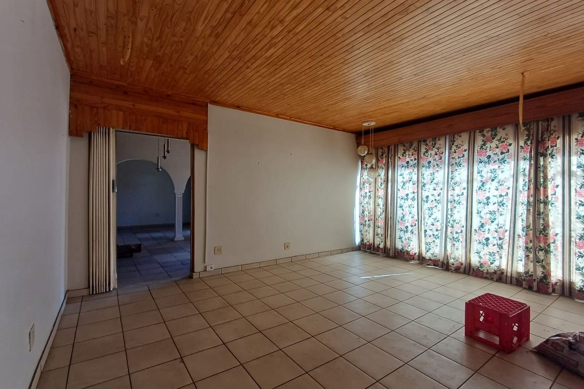 House For Sale in Meiringspark - Photo 5