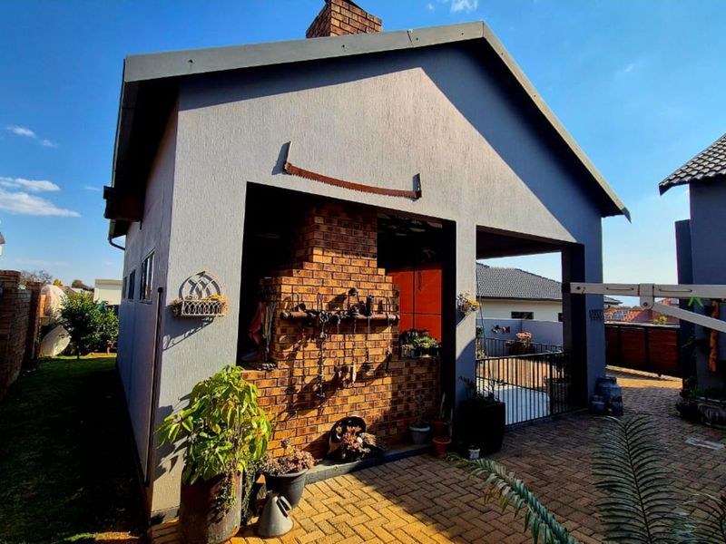 House For Sale in Lydenburg Central - Photo 10