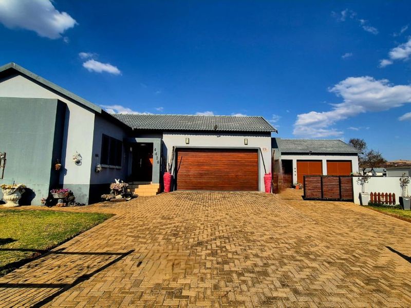 House For Sale in Lydenburg Central - Photo 6