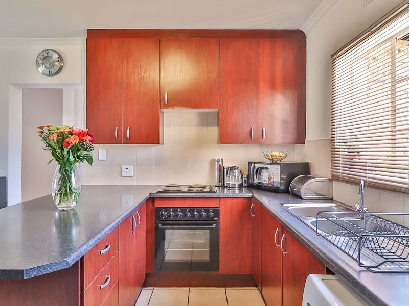 Cluster For Sale in Wilgeheuwel - Photo 3