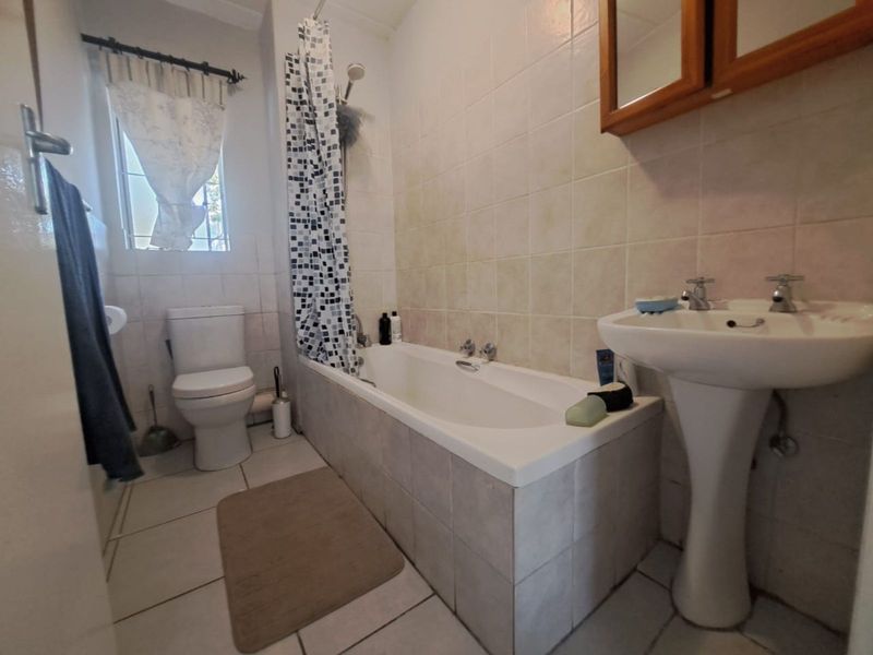 Apartment For Sale in Hatfield - Photo 7