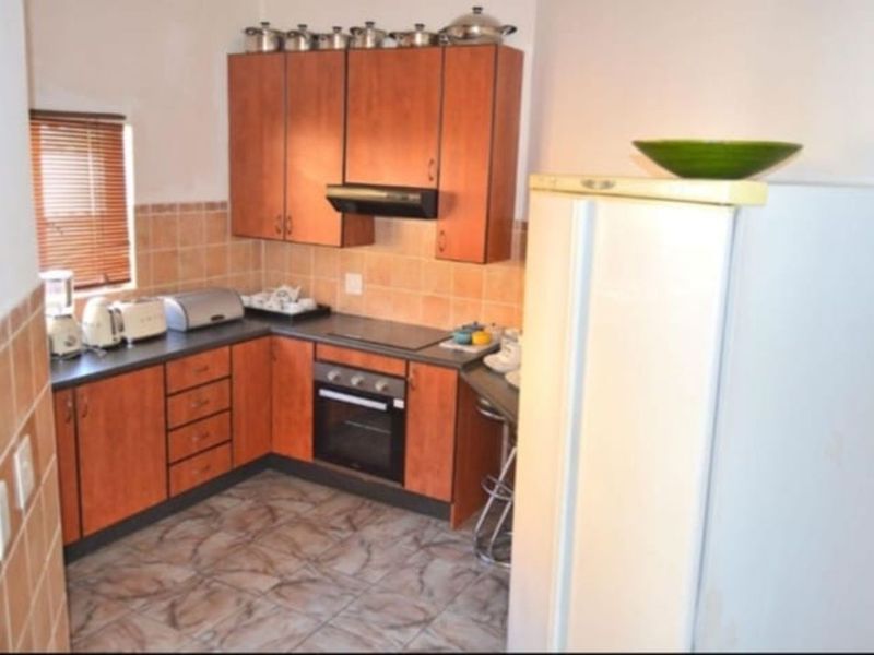 House For Sale in Thatchfield Estate - Photo 9