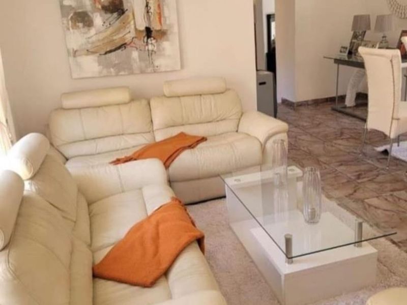 House For Sale in Thatchfield Estate - Photo 6