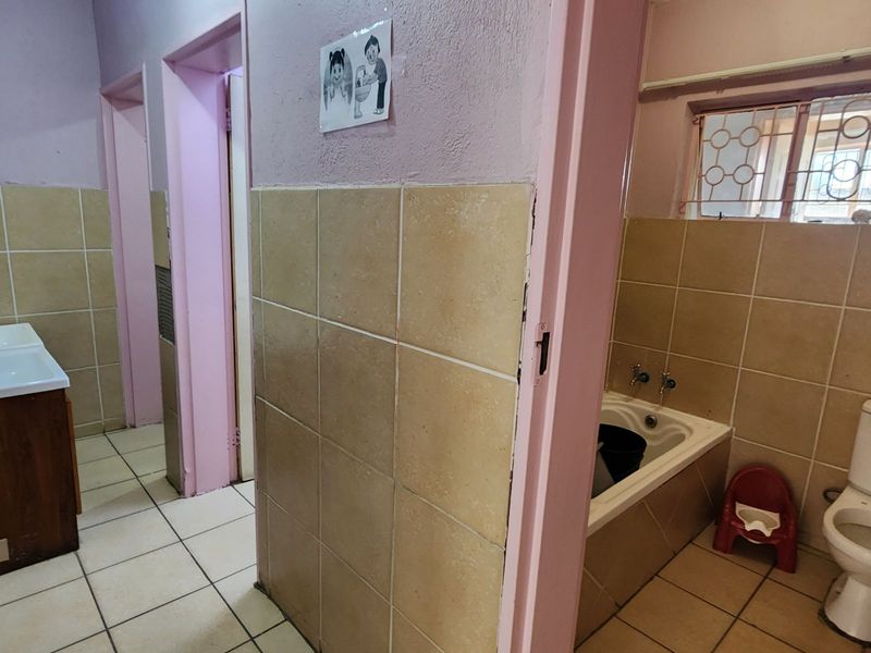 House For Sale in Seshego - Photo 5