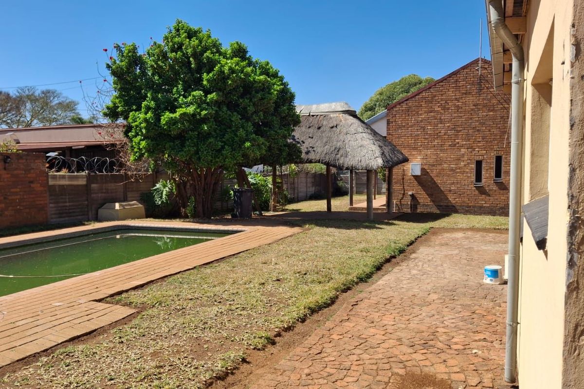 House For Sale in Pretoria North - Photo 3