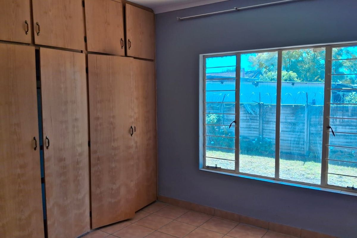 House For Sale in Pretoria North - Photo 4