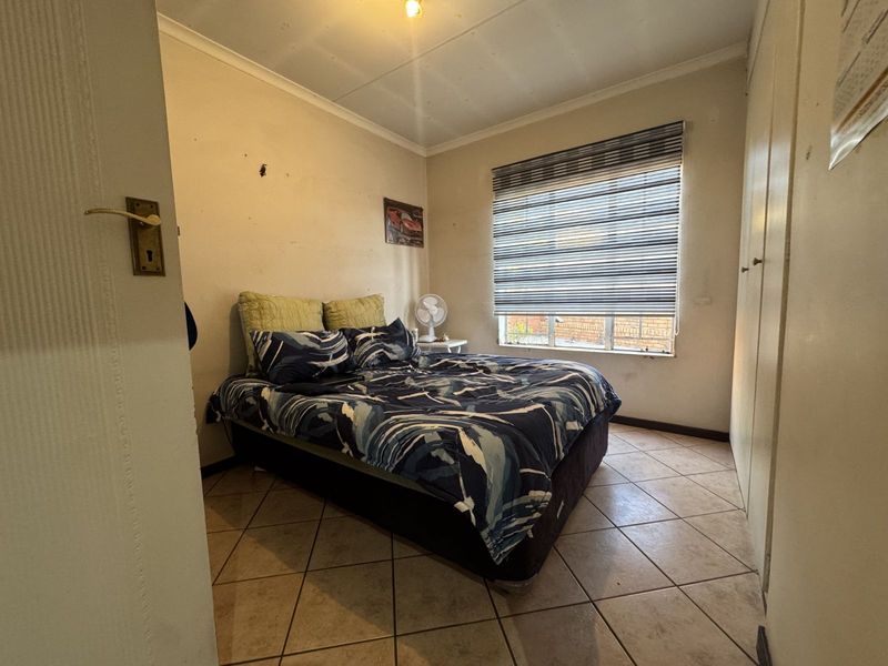 Townhouse For Sale in Monavoni - Photo 9