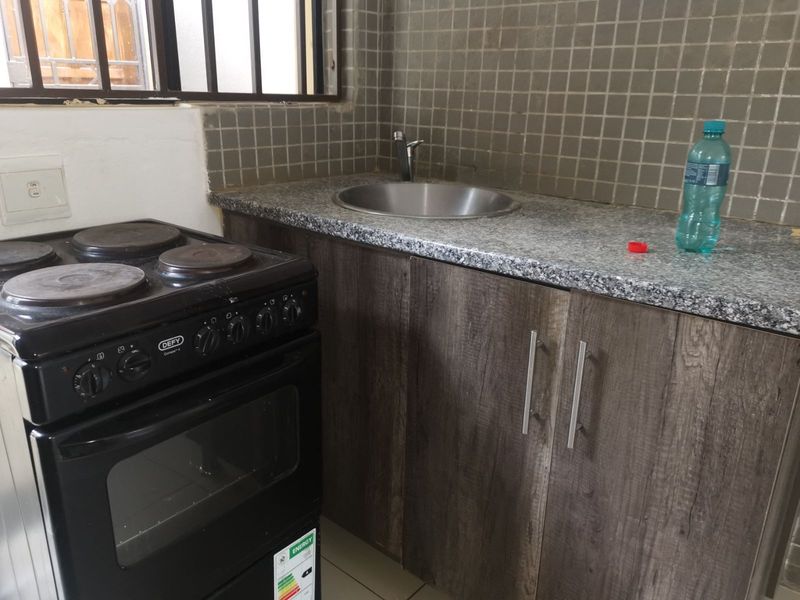 House For Sale in Soshanguve Ext - Photo 8