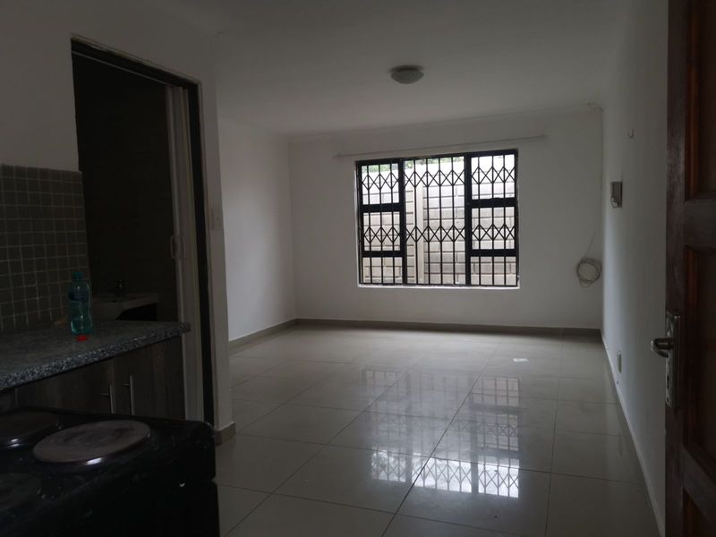 House For Sale in Soshanguve Ext - Photo 3