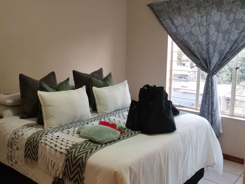 Apartment For Sale in Pretoria North - Photo 5