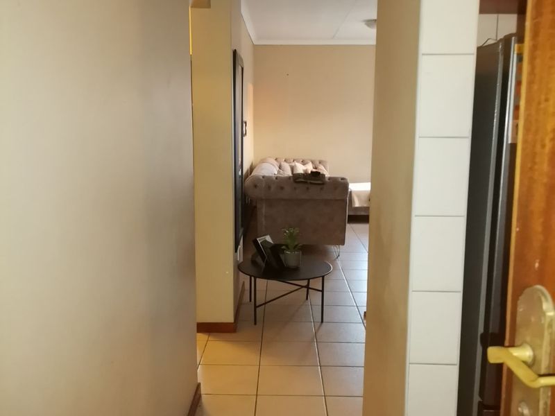 Apartment For Sale in Pretoria North - Photo 9