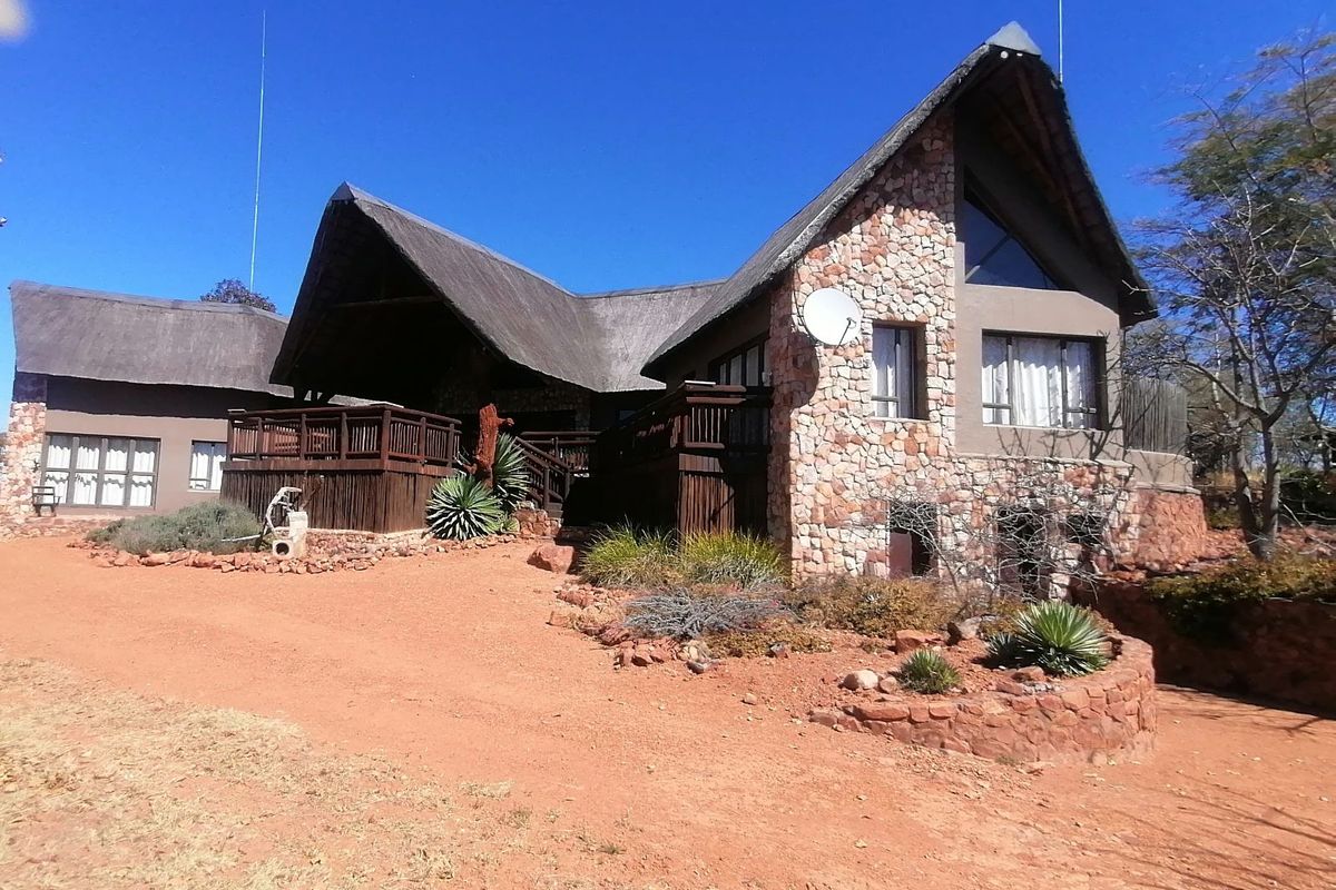 House For Sale in Bela Bela Rural - Photo 2