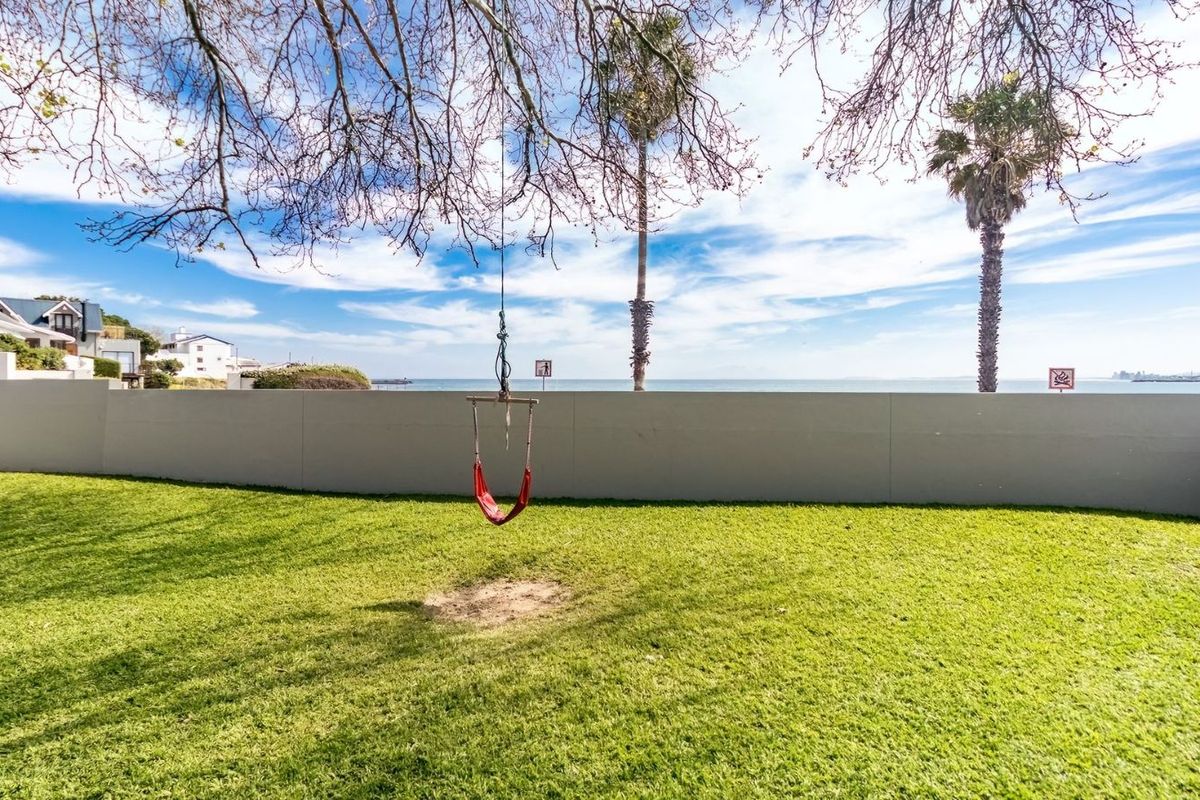 House For Sale in Gordons Bay Central - Photo 5