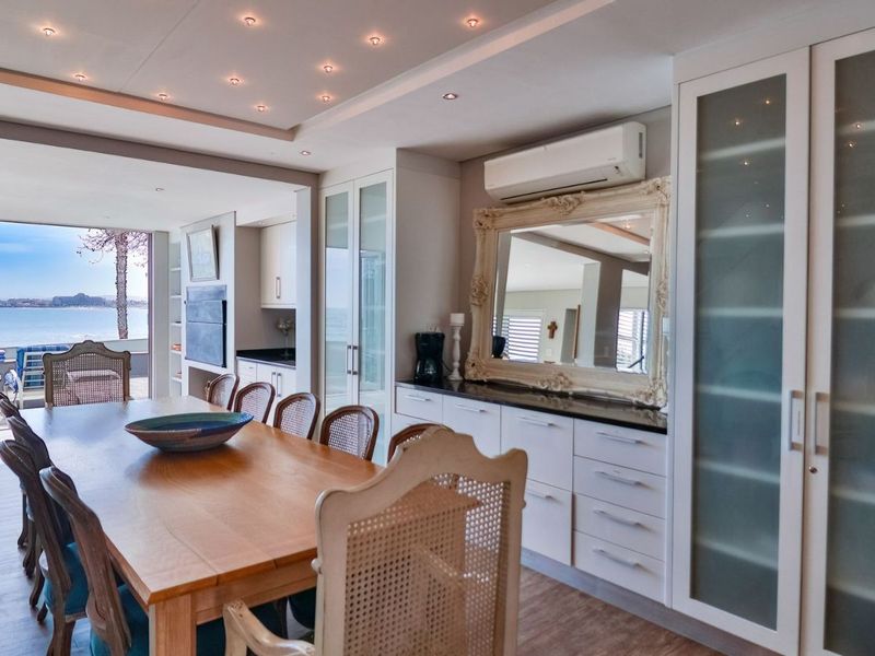 House For Sale in Gordons Bay Central - Photo 7