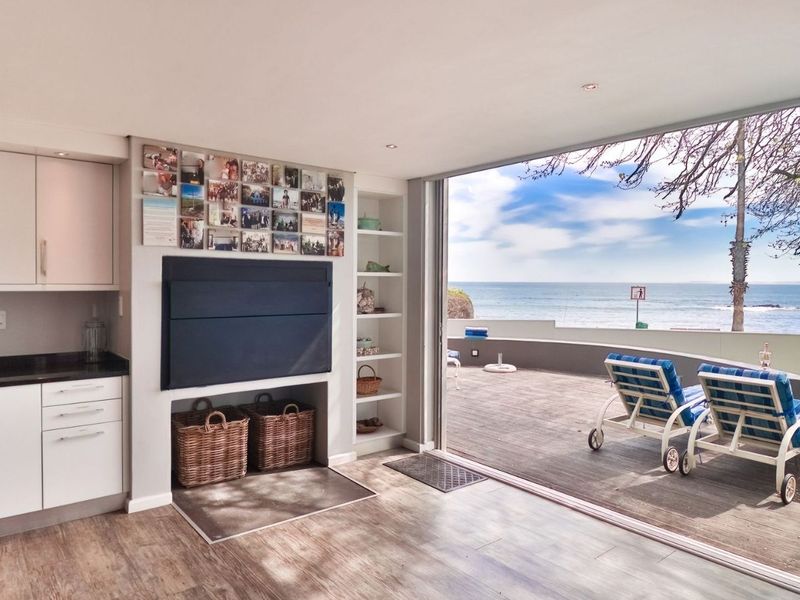 House For Sale in Gordons Bay Central - Photo 8