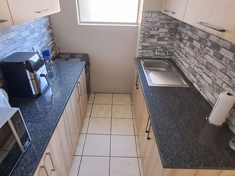 Apartment For Sale in Gezina - Photo 2