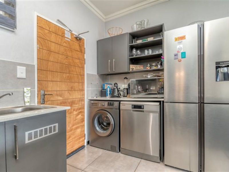 Apartment For Sale in Ferndale - Photo 3