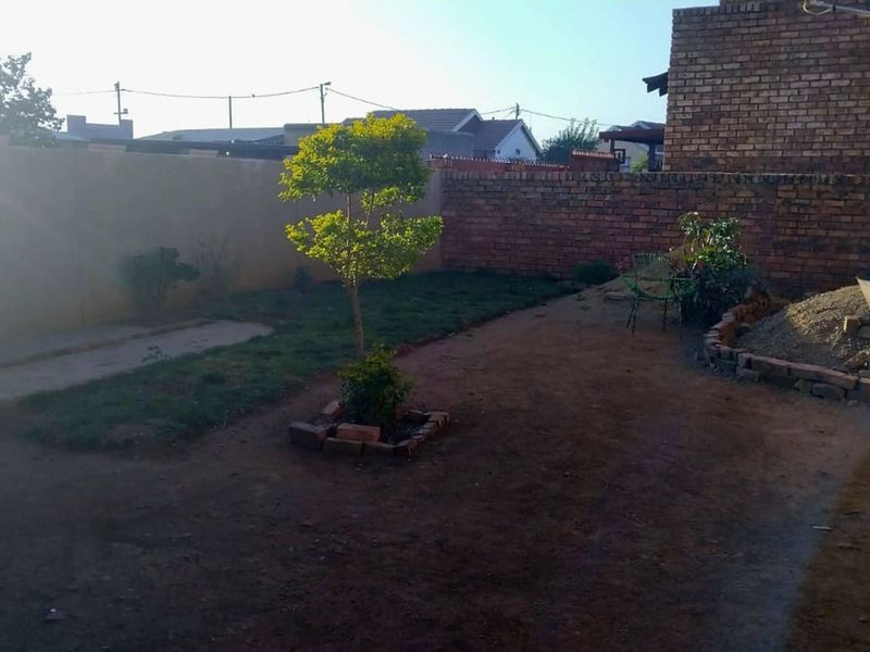 House For Sale in Mamelodi East - Photo 3