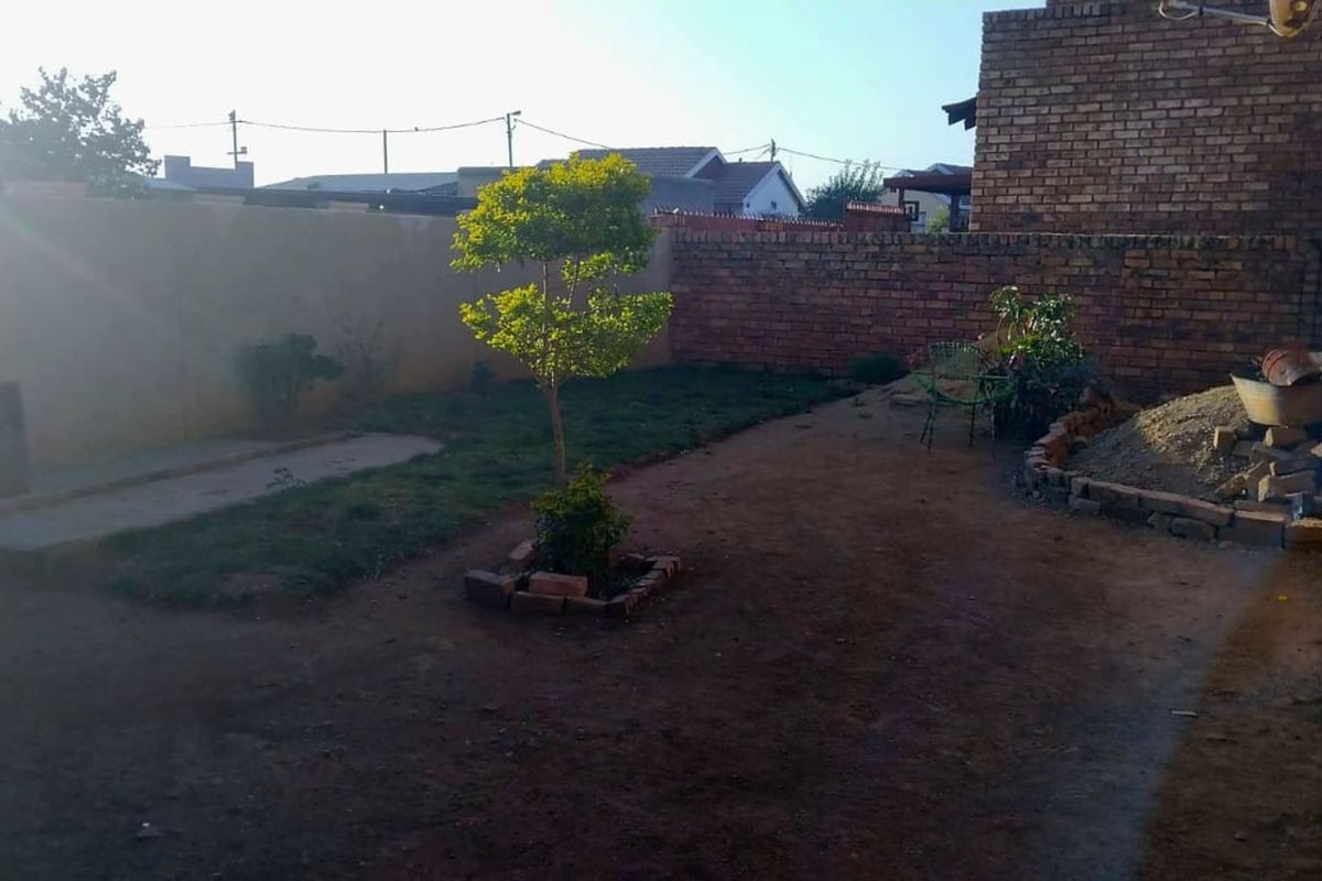 House For Sale in Mamelodi East - Photo 3