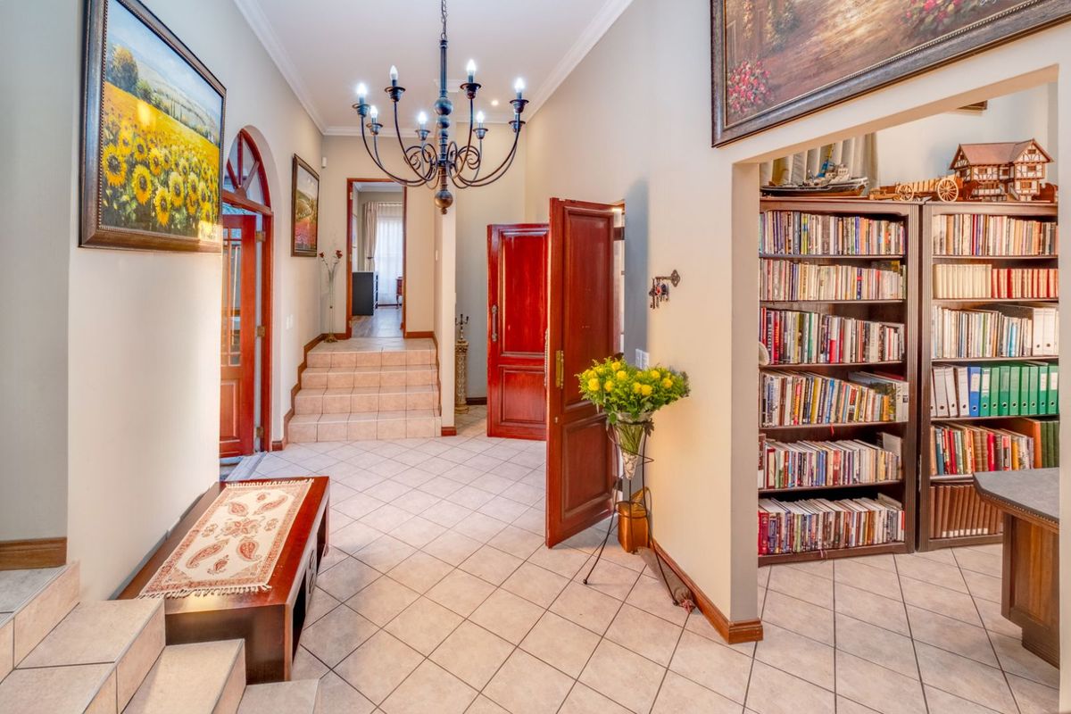 House For Sale in Noordheuwel - Photo 4