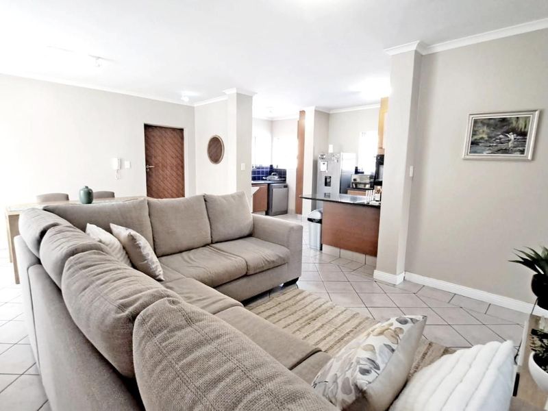 Townhouse For Sale in Nieuw Muckleneuk - Photo 9