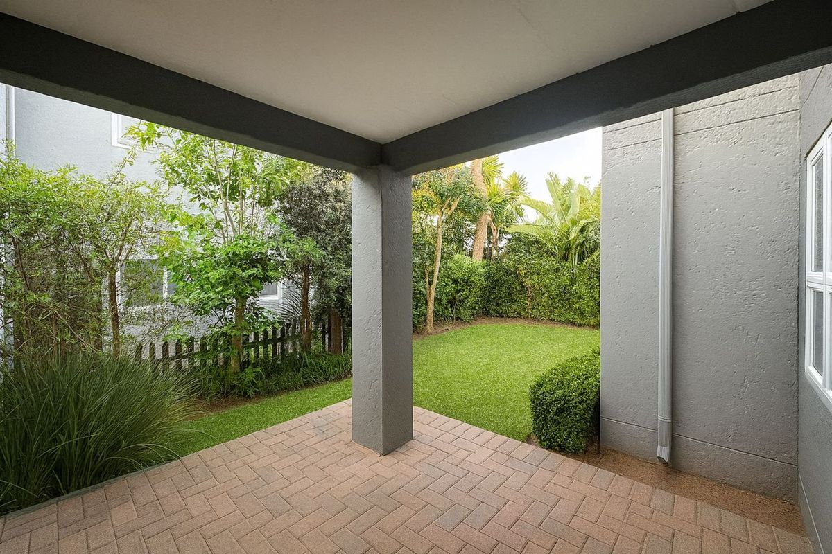 Apartment For Sale in Magaliessig - Photo 2