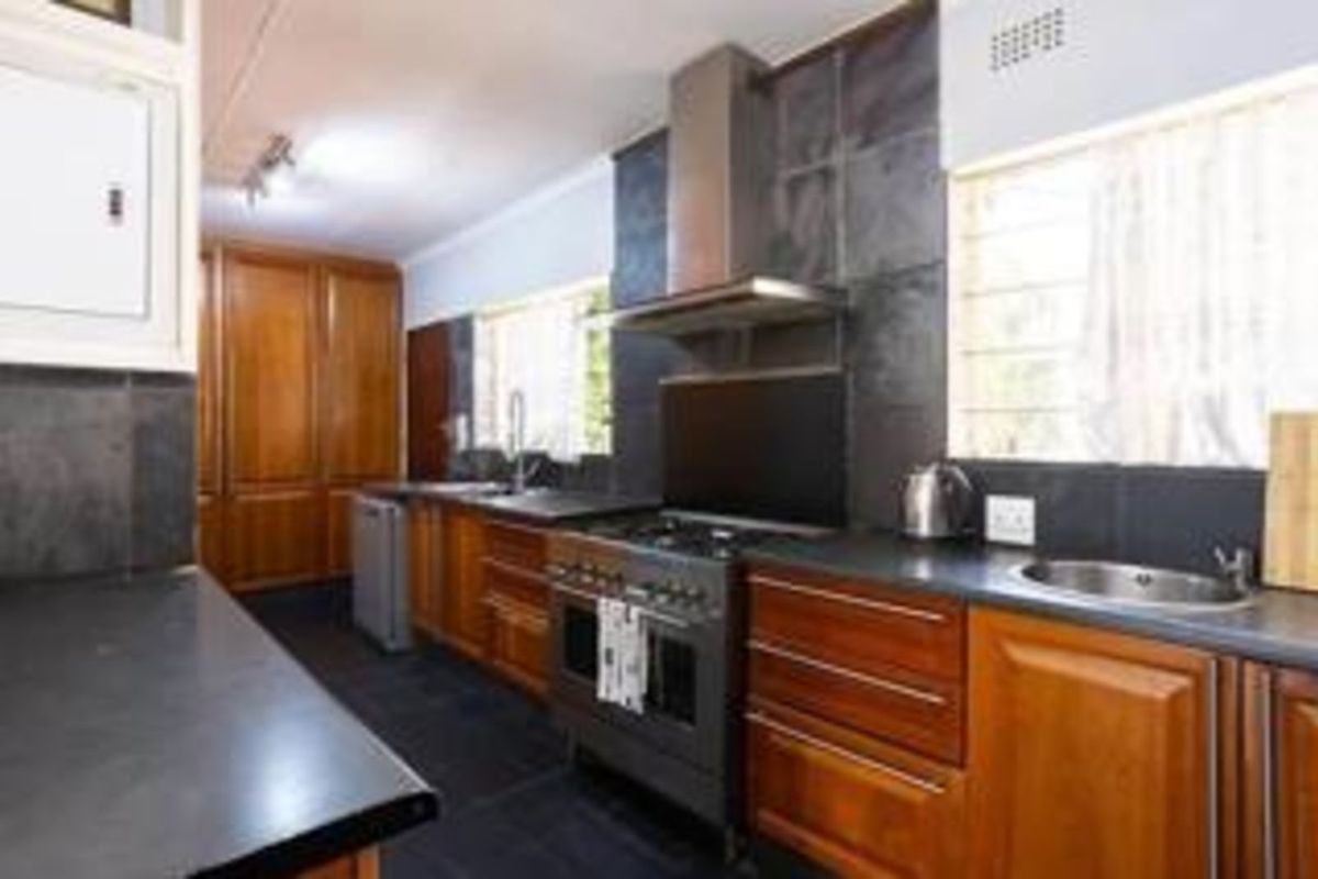 House For Sale in Randpark Ridge - Photo 2