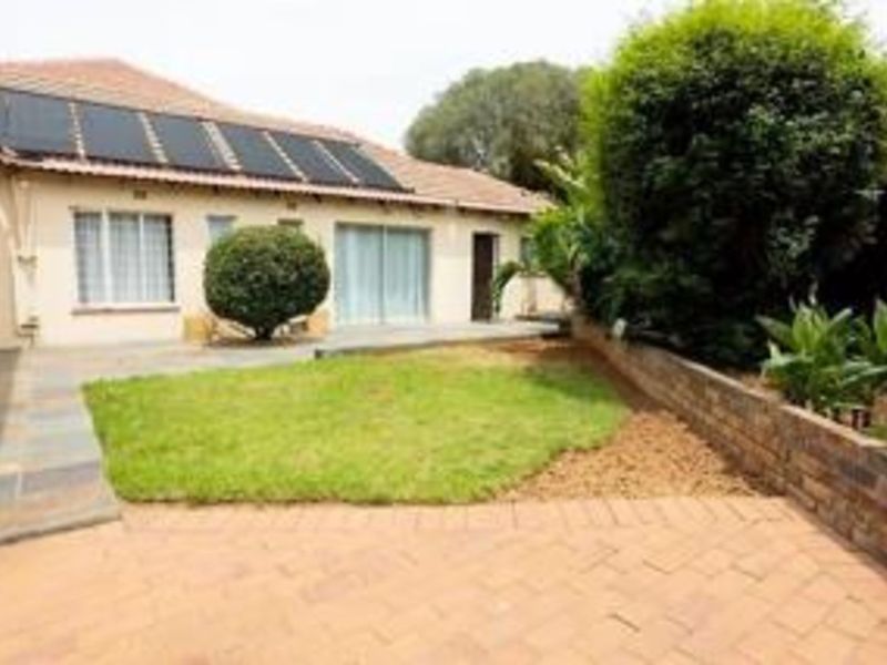 House For Sale in Randpark Ridge - Photo 4