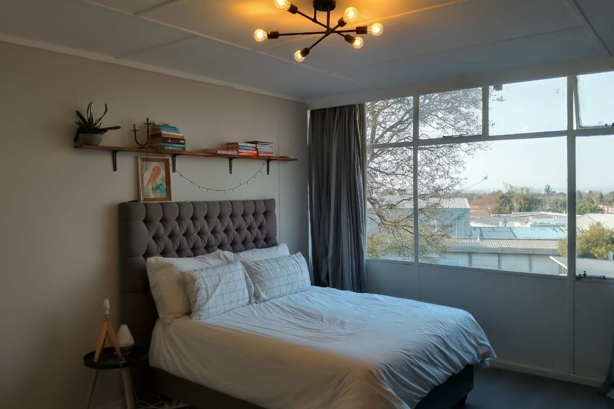 Apartment For Sale in Linden - Photo 3