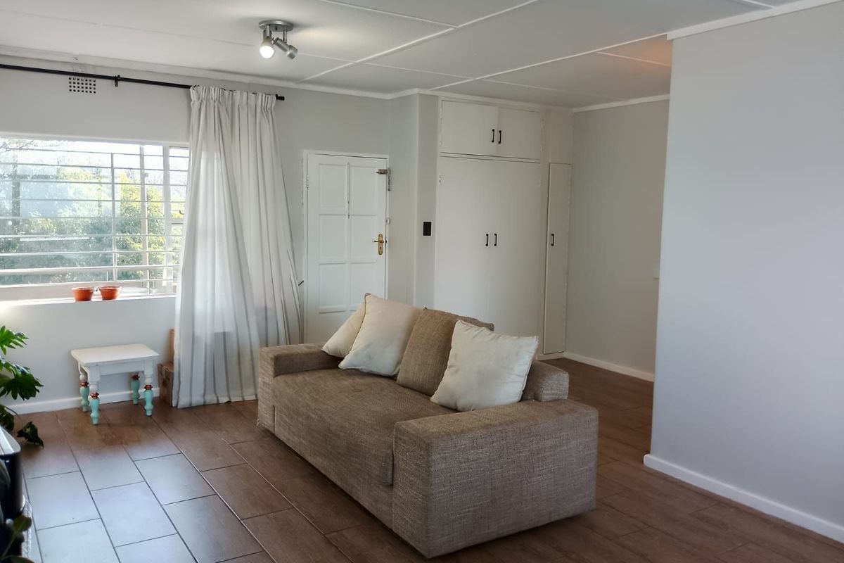 Apartment For Sale in Linden - Photo 5